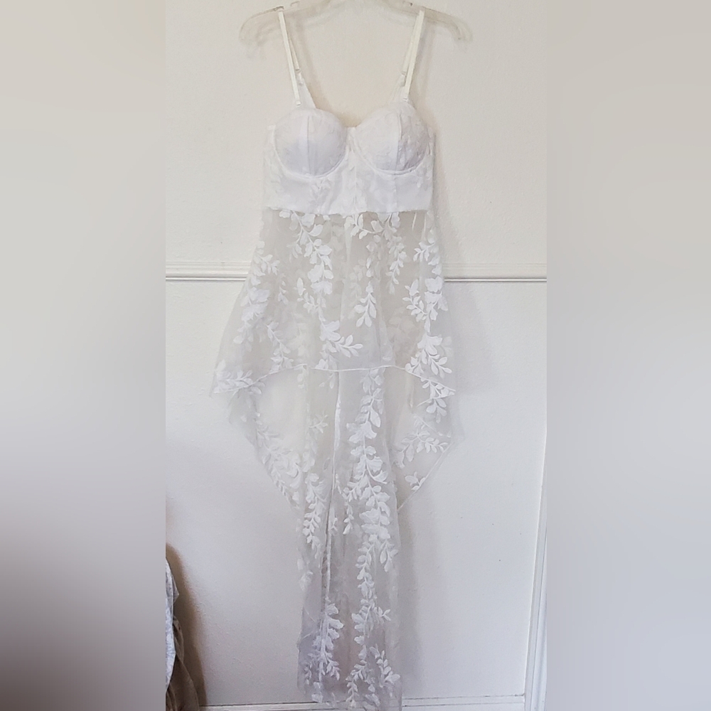 Fashion Nova White Lace High Low Bustier Maxi Dress BJ5190-FN Womens Medium